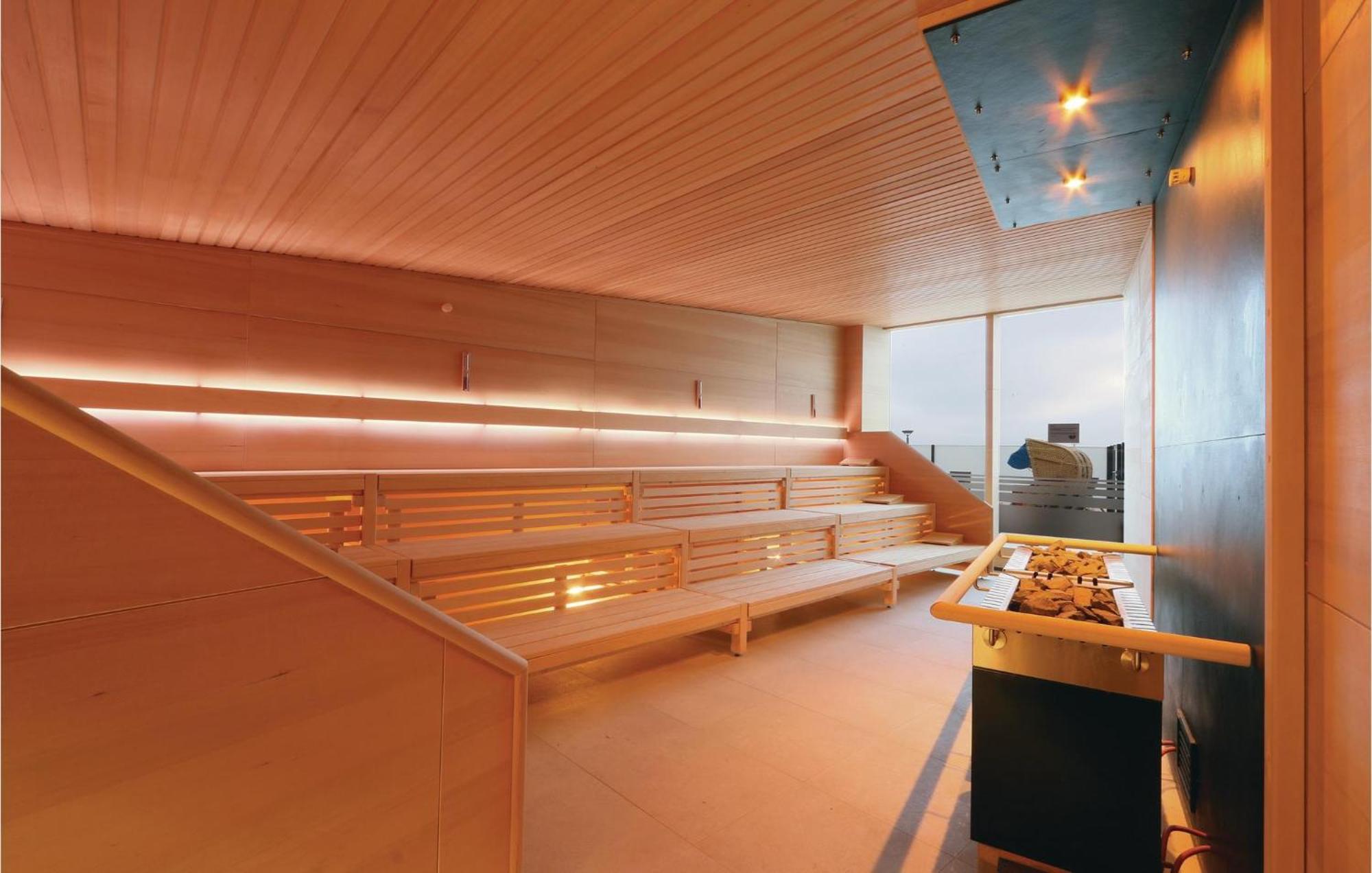 2 Bedroom Stunning Apartment In Luebeck Travemuende エクステリア 写真